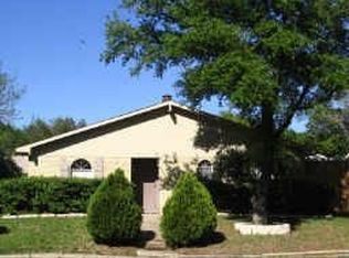 5915 Redwood Ln, Rowlett, TX 75089