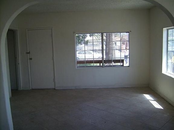 2nd image of 10487 El Dorado Ave