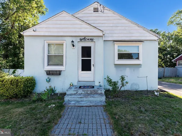 406 Oak Ave, West Berlin, NJ 08091
