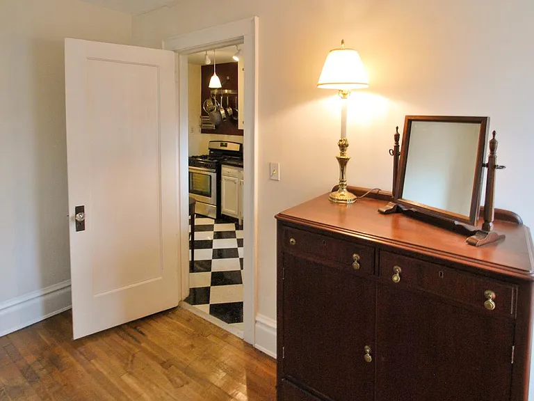 2449 Overlook Rd #2 — Photo 44