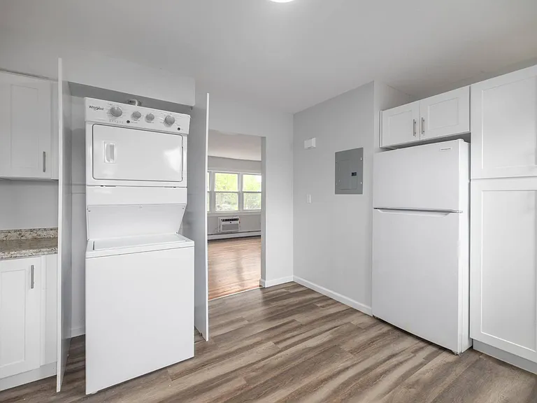 In-unit Washer Dryer