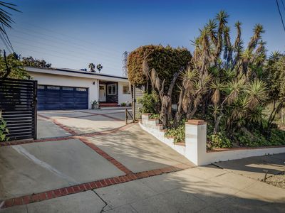 3049 Laurel Canyon Blvd, Studio City, CA, 91604