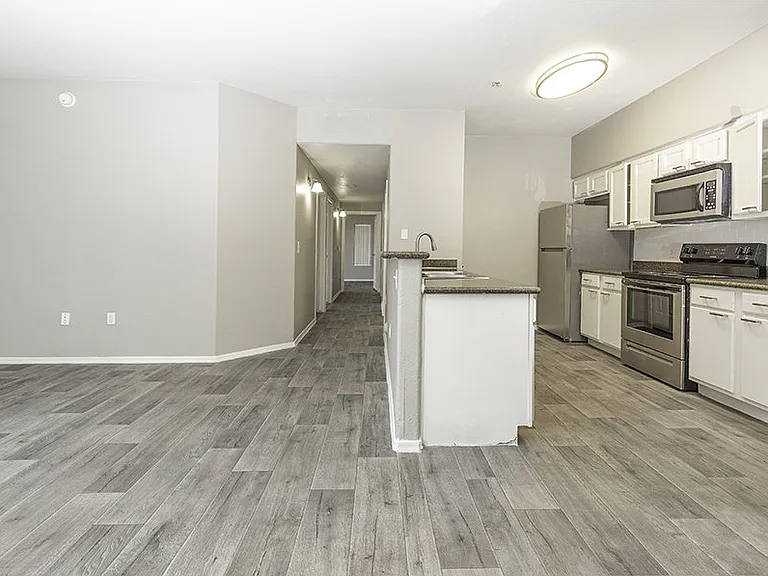 Town Center Apartments — Photo 9