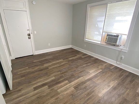2nd image of 102 Menores Ave #11
