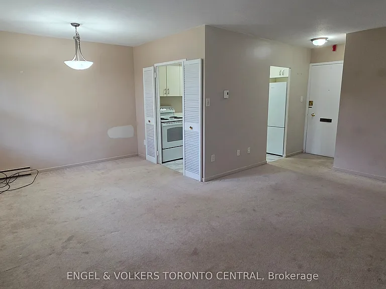70 Old Sheppard Ave #315 — Photo 8