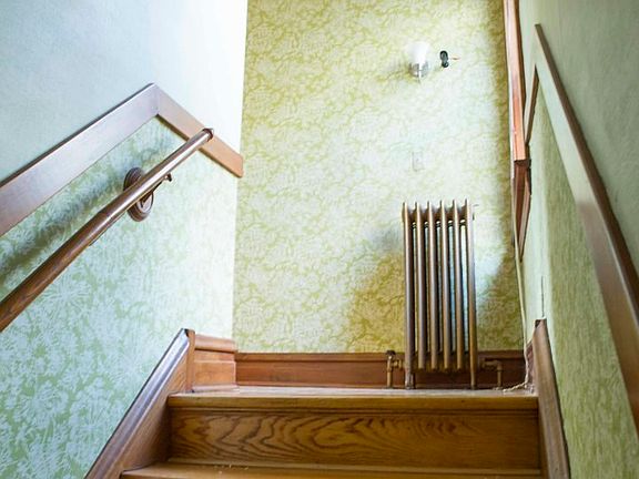 2nd image of 6214 N Lakewood Ave #2