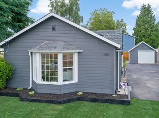 1311 E 56th St, Tacoma, WA 98404