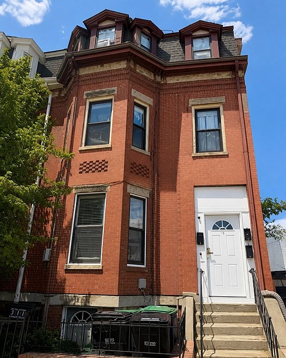 1st image of 16 Cross St E #2