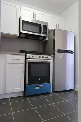 Rented by Atlantic Management Co Inc | media 21