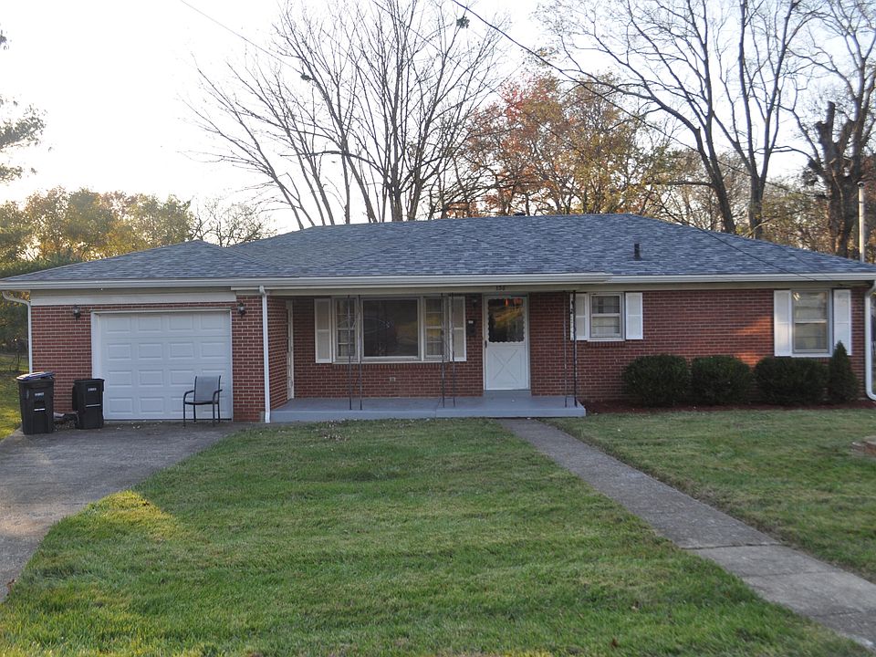 1st image of 136 Lincoln Dr