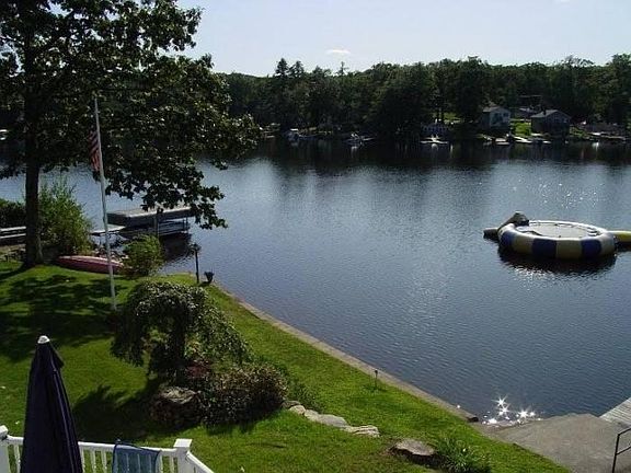 Lakeside Paradise