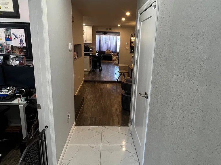 6515 Bergenwood Ave — Photo 16