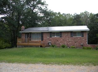 600 Hill Lawn Rd, Lake Orion, MI 48362