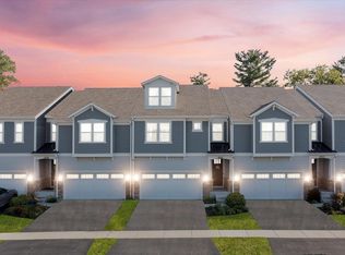 644 Riverbank Dr, Geneva, IL 60134