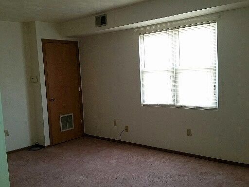 4th image of 1539 Ligonier St APT 9