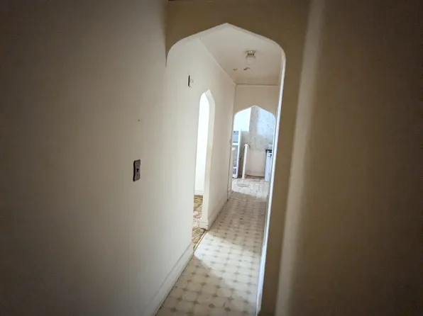 30 Ocean Parkway image 13 of 17