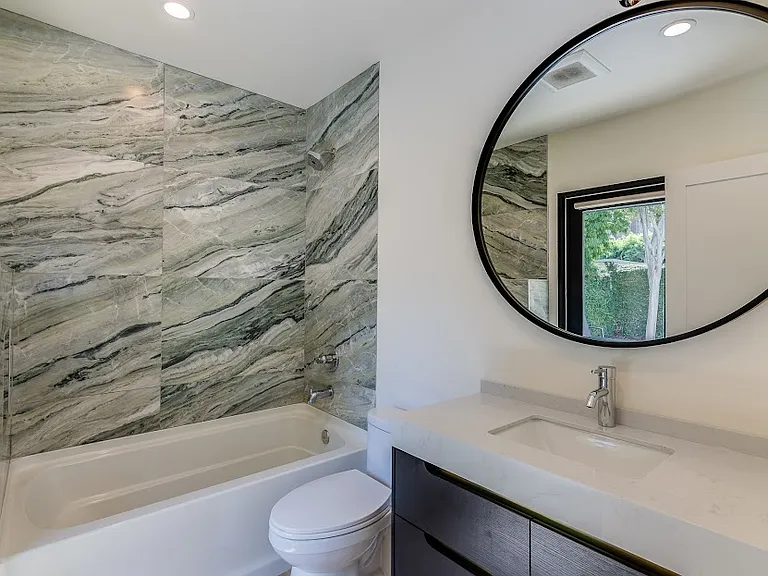 10385 Ilona Ave — Photo 31
