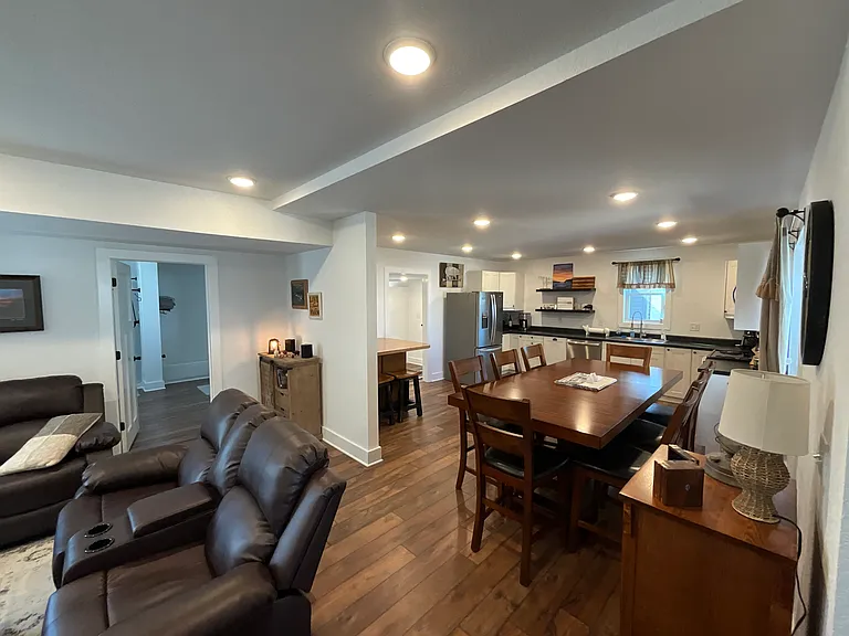 802 S Garden St — Photo 5
