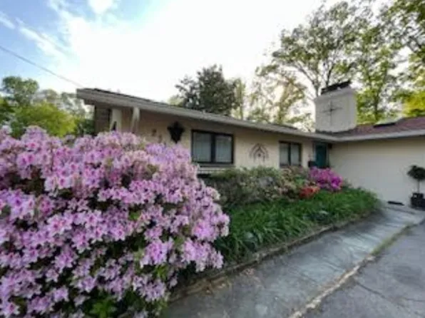 2313 N Tracy St, Alexandria, VA 22311