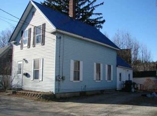 11 Middle St, Winthrop, ME 04364