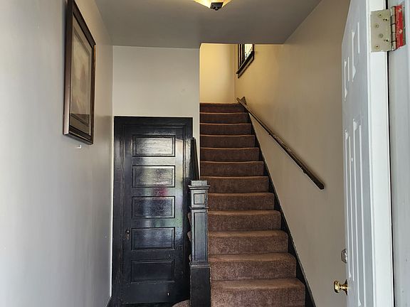 2nd image of 5547 Baywood St APT 3