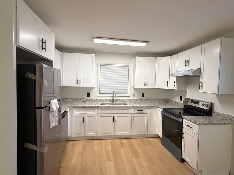 1581 Pintail Rd — Photo 3