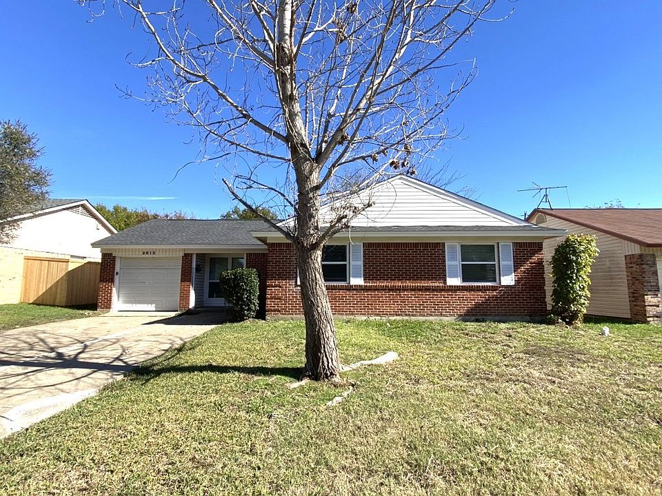 1st image of 2812 Bamboo St