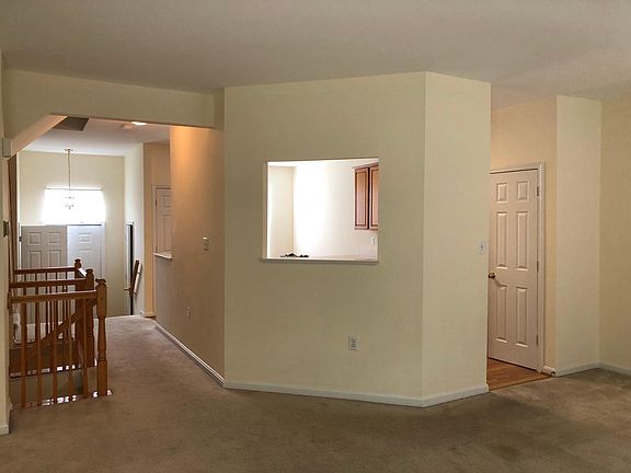 5th image of 2903 Fairfax Metro Ln