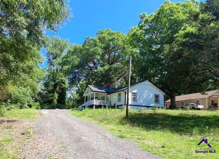 1st image of 243 Collins Rd