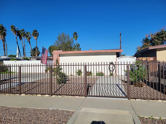 Studio is has private street entrance