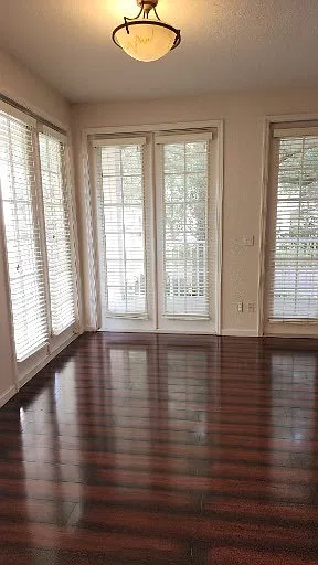 3 bed, 1443 sqft, $3,200 — Photo 3
