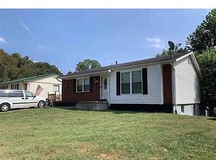 4426 Cheer St, Ashland, KY 41101