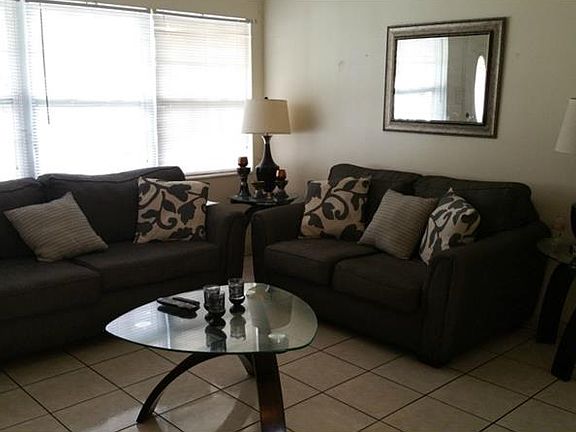 4th image of 1120 Linton Ave