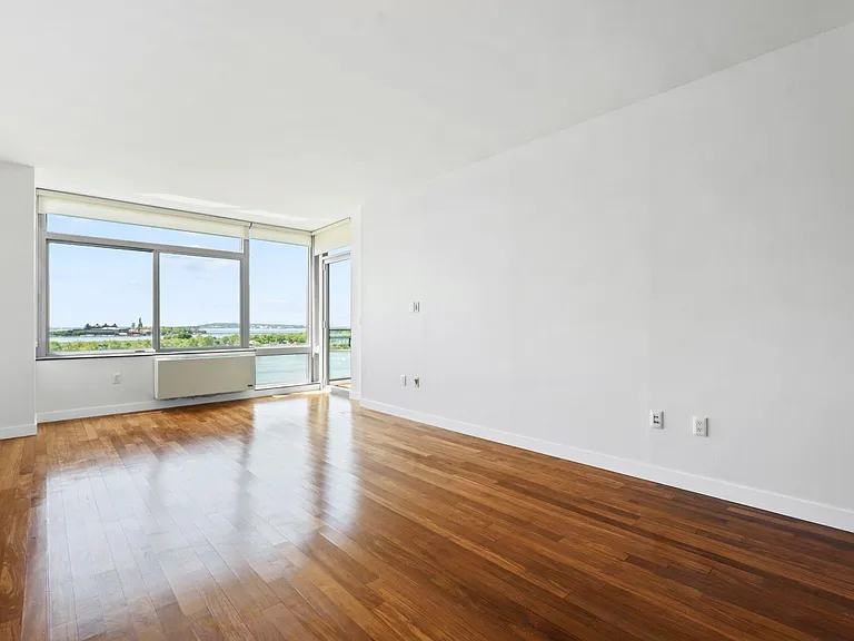 25 Hudson St #805 — Photo 9