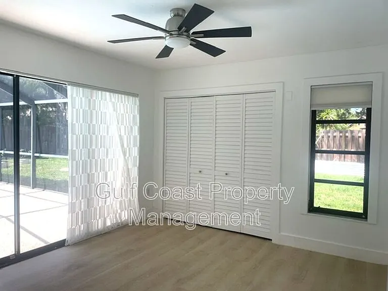 5677 Beneva Woods Cir — Photo 26