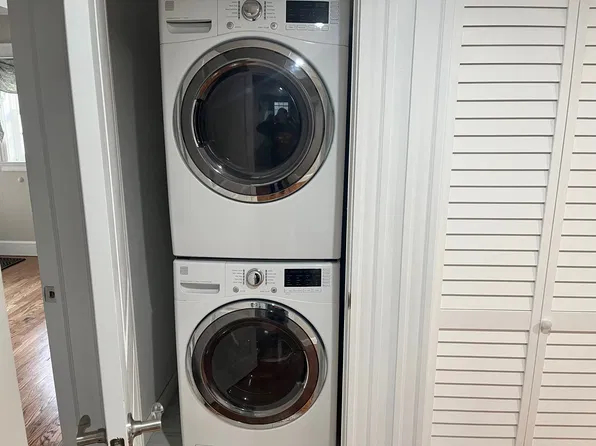 74 Manet Rd #1A, Chestnut Hill, MA 02467