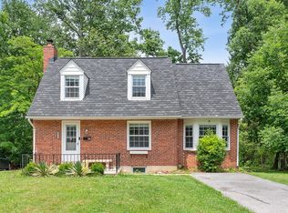 912 Adana Rd, Baltimore, MD 21208