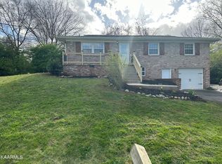 4513 Sullivan Rd, Knoxville, TN 37921