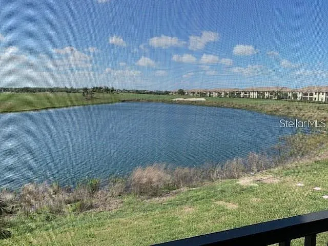 5604 Palmer Cir #202 — Photo 24