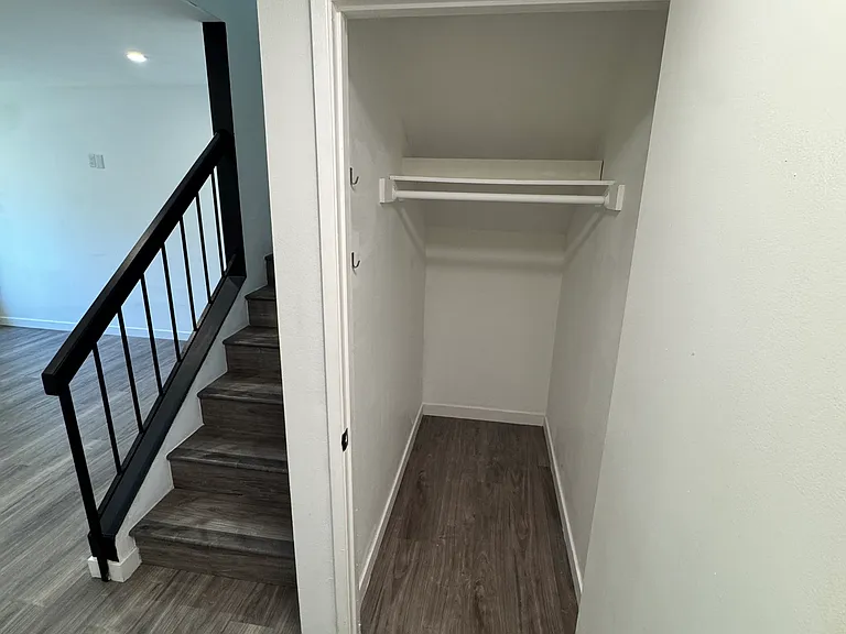 8044 Woodland Dr — Photo 4