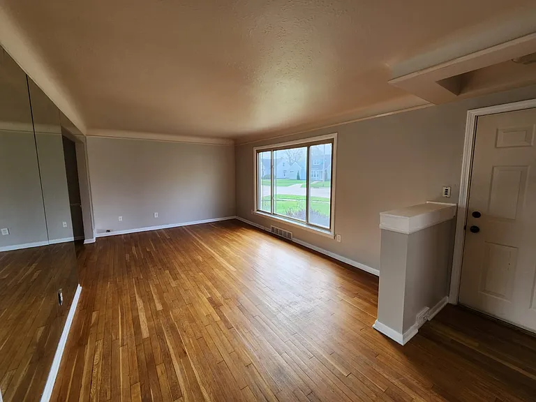 4093 Bexley Blvd — Photo 4