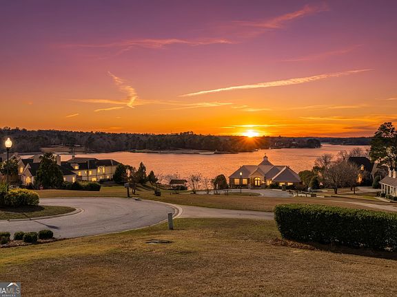 4th image of 312 Pinnacle Park