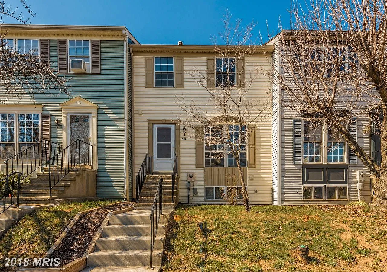 409 Megan Ct photo 1