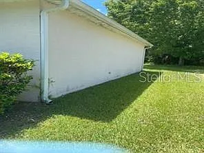 44 Pinetree Dr — Photo 3
