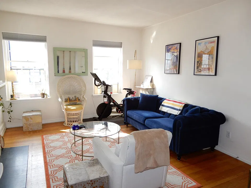 42 Grove St #4B