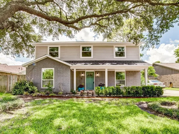 6519 Log Hollow Dr, Houston, TX 77088