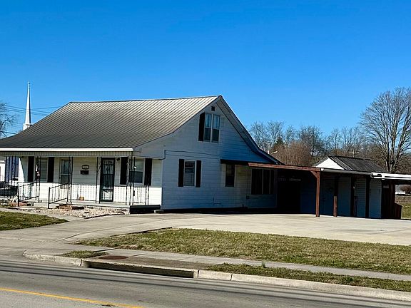 4th image of 556 W Columbia Ave