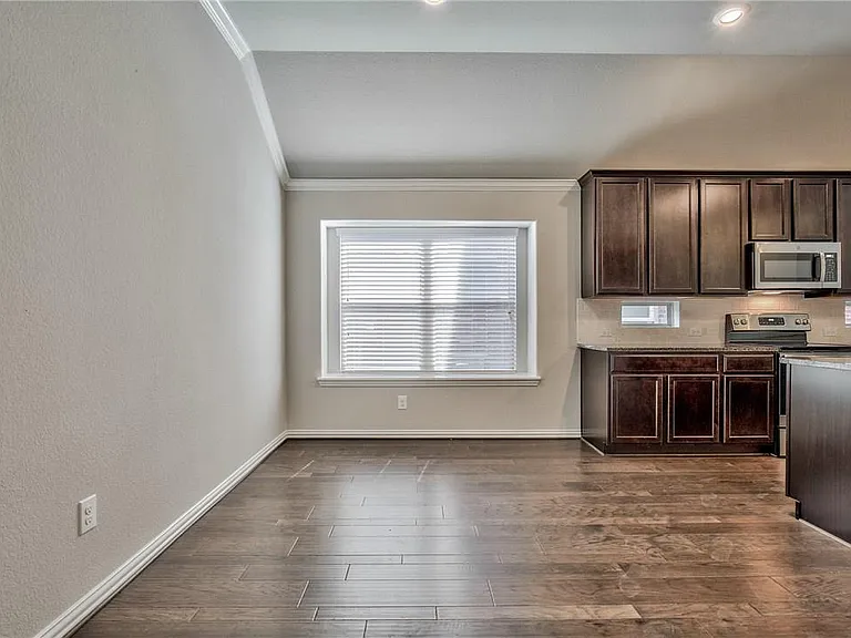 426 George Dr — Photo 24