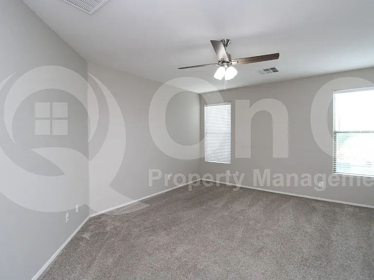 35916 W Catalonia Dr — Photo 12