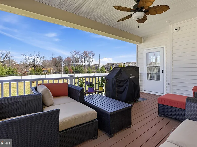 6702 Savannah Dr — Photo 25